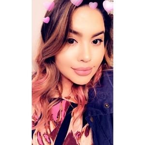 Meet your Posher, Iris